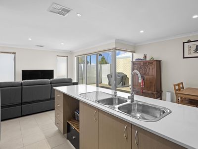 5 Pyke Way, Piara Waters