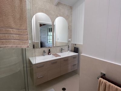 1552 Colling Road, Elands