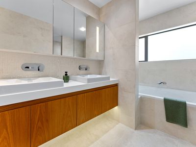 87 Matipo Road, Mairangi Bay