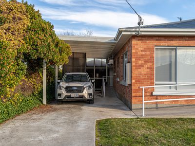 33 High Street, Longford