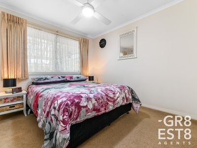 4 Sherwood Road, Narre Warren South