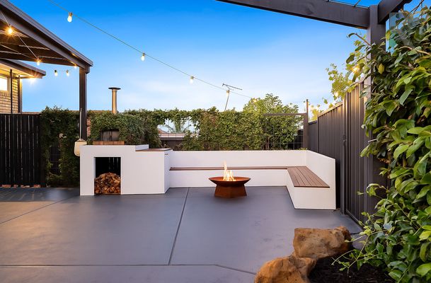 9 Banks Place, Gladstone Park