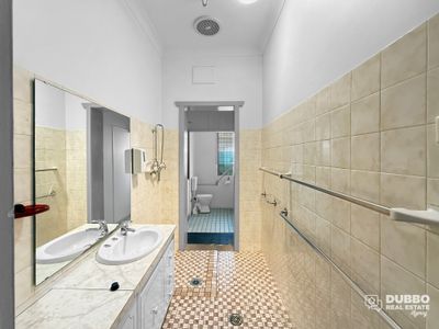 51 Bultje Street, Dubbo