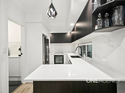 2 / 14 Jeffcoat Street, Albion Park