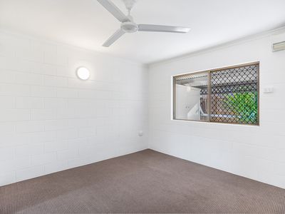 8 / 2-8 Winkworth Steet, Bungalow