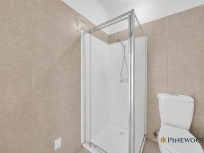 72 Winter Crescent, Reservoir