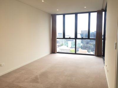 2013 / 45 Macquaire St, Parramatta
