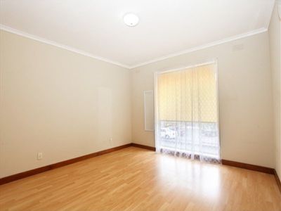 9 / 4 Cooper Street, Sunshine