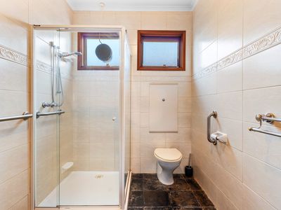 37 Doolan Street, Werribee