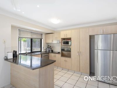 1 Merganser Pl, Forest Lake