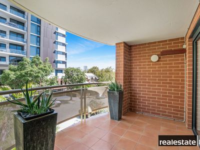 4 / 30 Bronte Street, East Perth