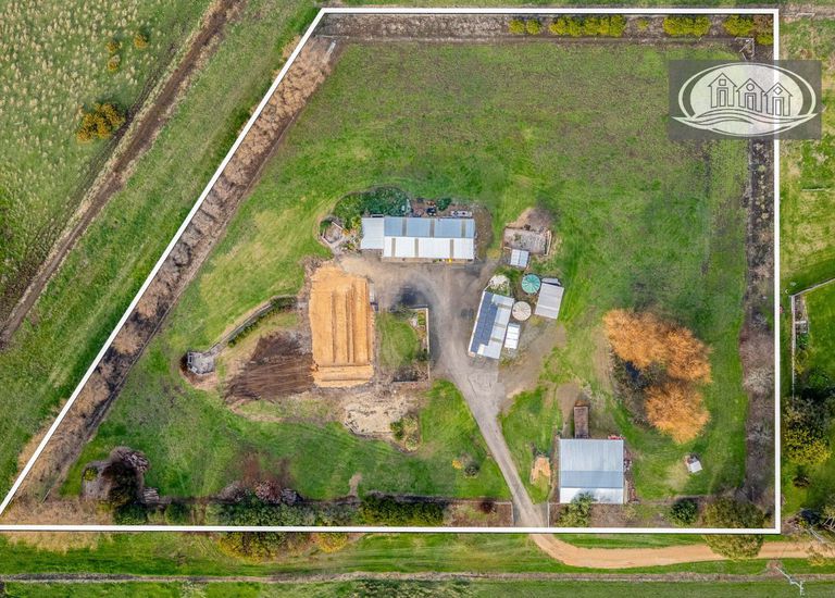 42 Graves Street, Narrawong