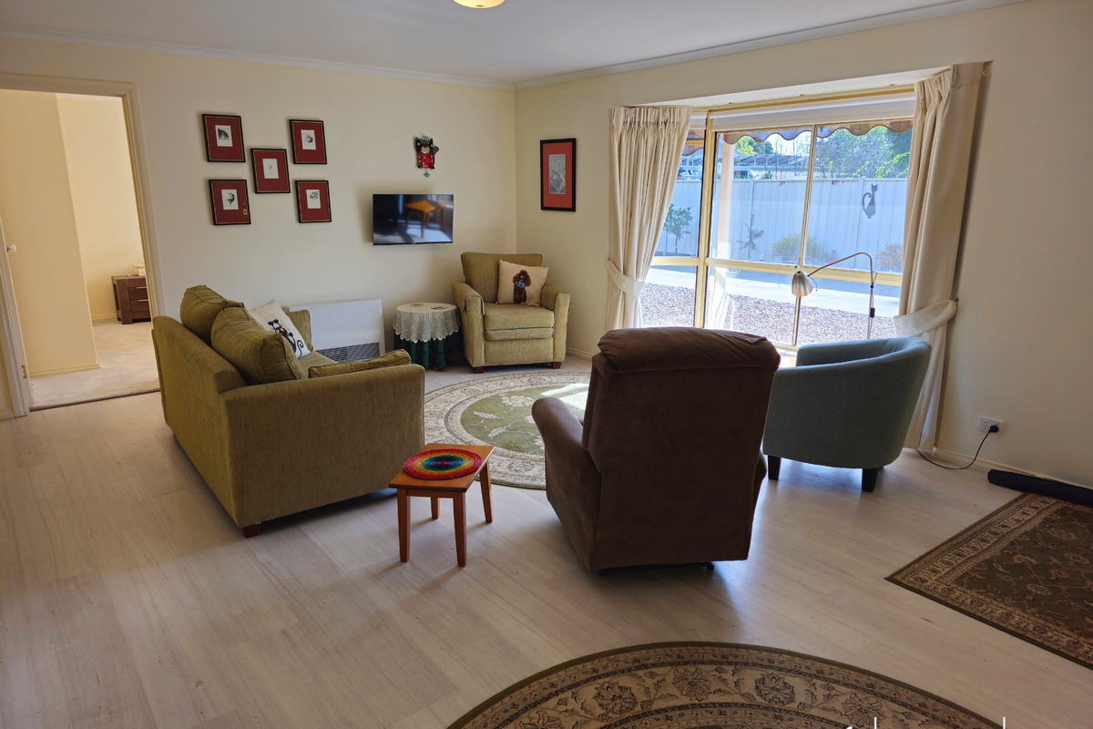 2 / 9 Nihill Street, Tongala