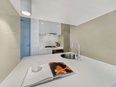1205 / 33 Mackenzie Street, Melbourne