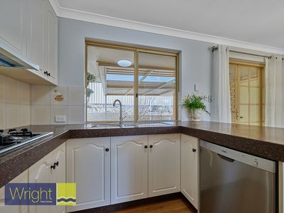 3 / 76 Dover Road, Scarborough