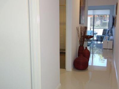1/3 Leeder Street, Glendalough