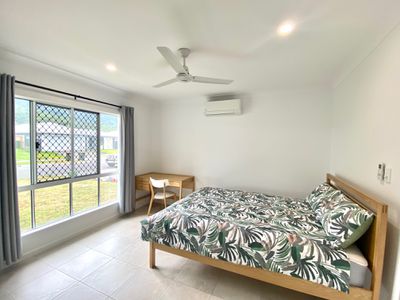5 Creekview Parade, Bentley Park