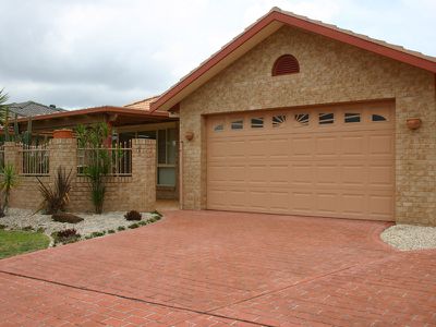 1 / 14 Cedar Grove, Forster