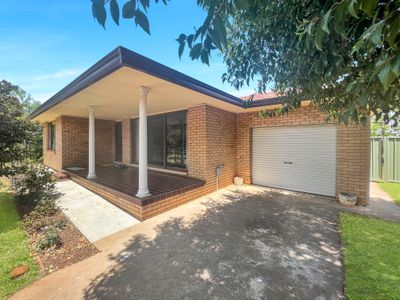 27 Coral Crescent, Dubbo