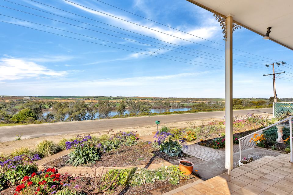 23 Esplanade, Mannum