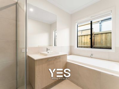 11 Argant Loop, Sunbury
