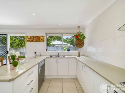 2 / 11 Miram Place, Ocean Shores