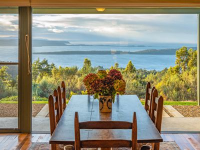 380 Dulcia Road, Gordon
