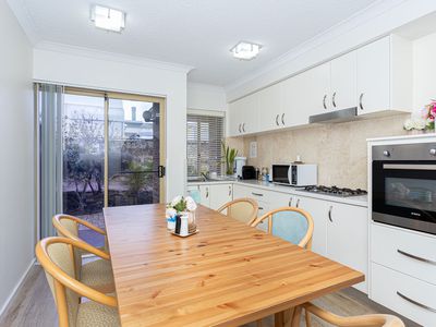 33 / 49 Arnisdale Road, Duncraig