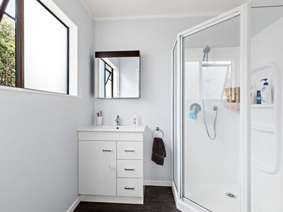 6 Te Moau Avenue, Parakai, Helensville