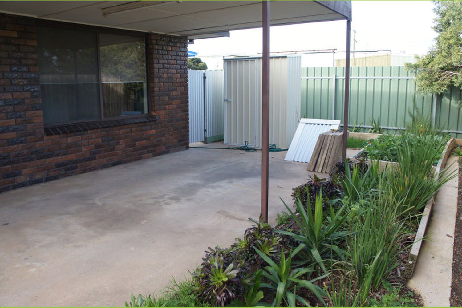 4 / 17 Stawell Road, Horsham