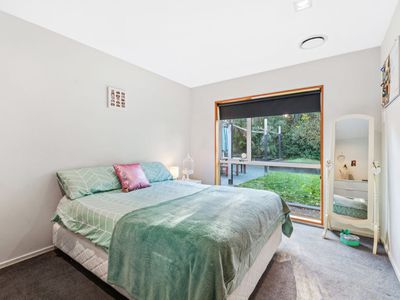 49B Lakewood Drive, Burwood