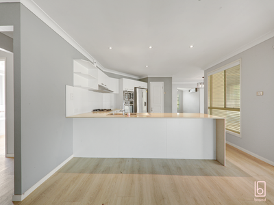 148 Blueridge Drive, Blue Haven