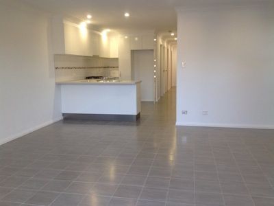 1 / 37 Winnima Way, Berkeley