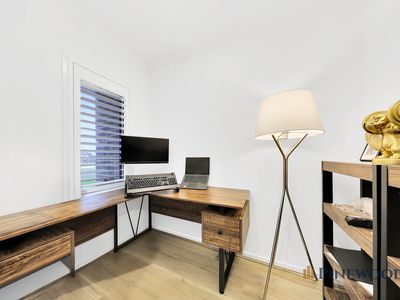 560 Brookfield Boulevard, Mickleham