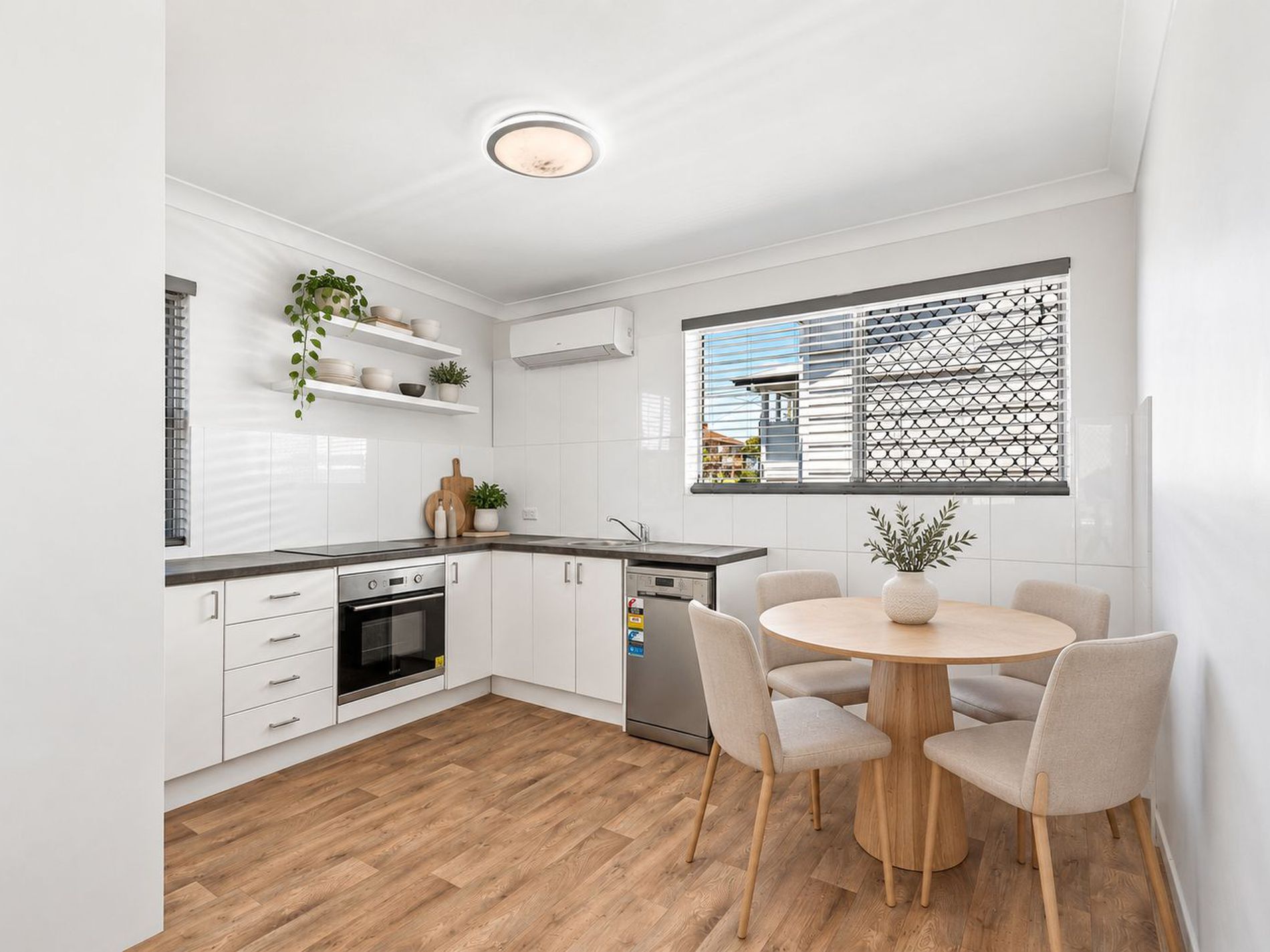 2 / 16 Figgis Street, Kedron