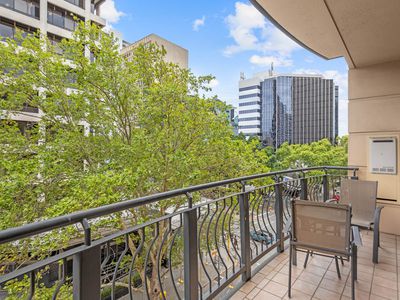 404 / 2 St Georges Terrace, Perth