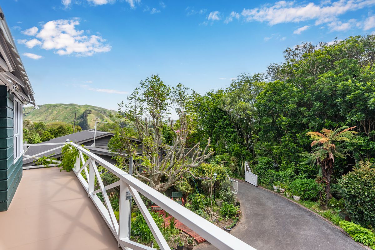 15B Kakariki Grove, Waikanae