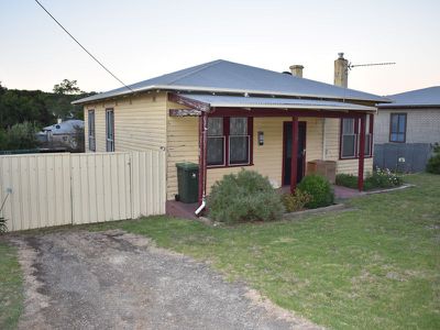 11 Brown Street, Mount Burr