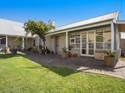 94 Bank Street, Port Fairy