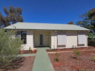 111 Varden Street, Piccadilly