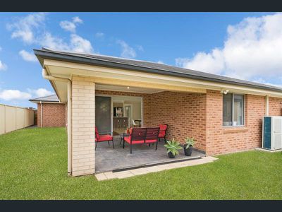 16 Bartlett Street, Oran Park