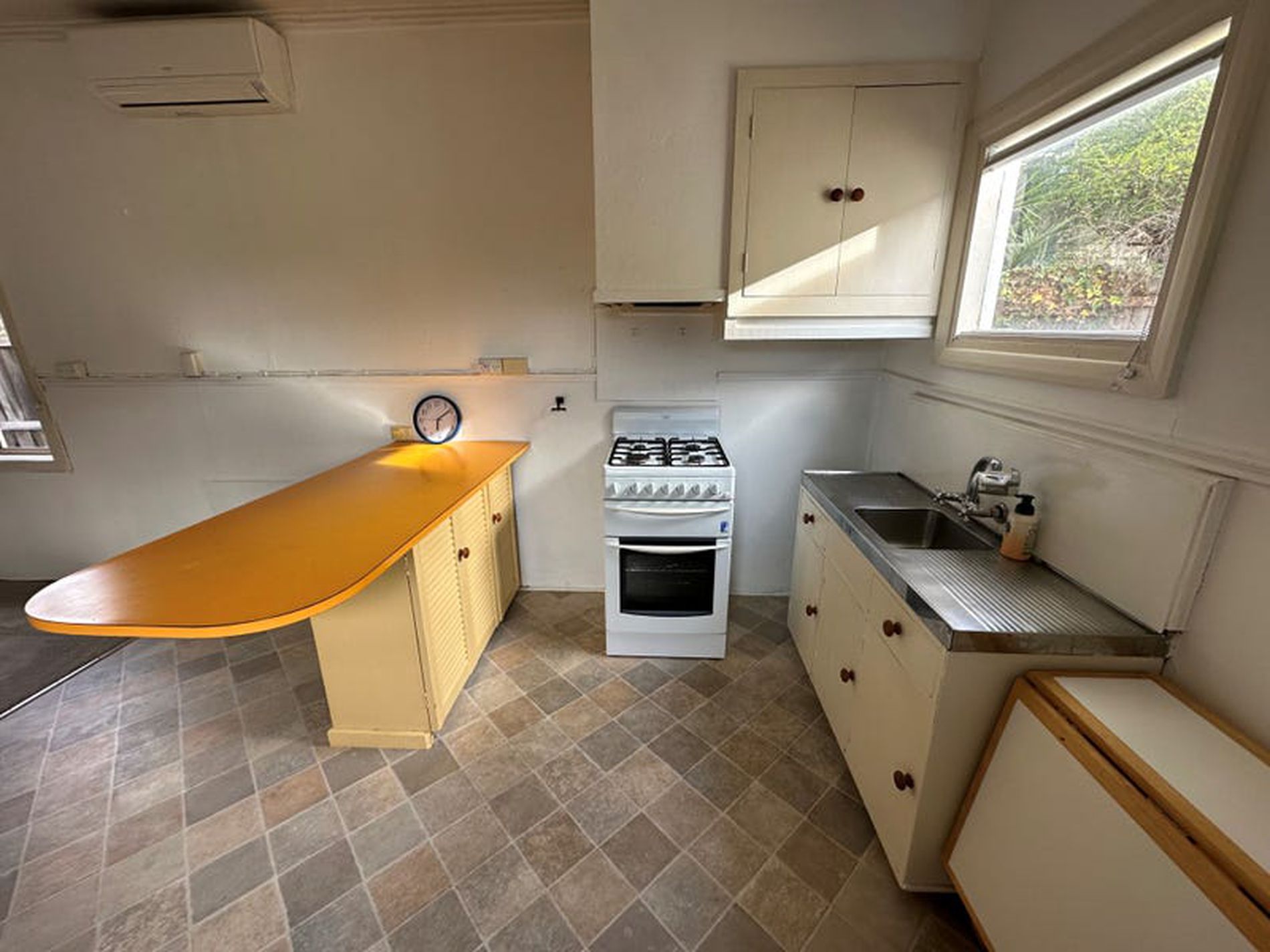 145A Autumn Street, Geelong West