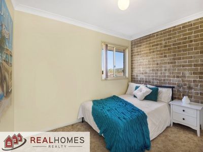 6 / 113 The Lakes Drive, Glenmore Park