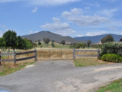 32 Flynns Lane, Yackandandah