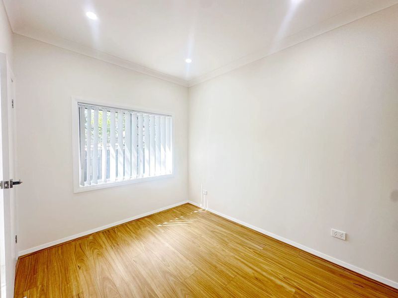 6A Scribbly Place, Macquarie Fields