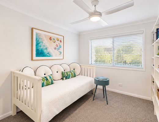 Spacious, Light-Filled Living in a Quiet Old Tewantin Cul-de-Sac image 18