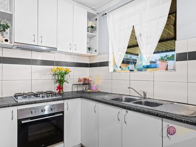 27 Lindy Way, Camillo