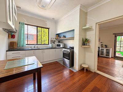 3 Wyndham Street, St James