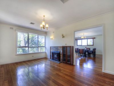 52 Twyford Street, Box Hill North