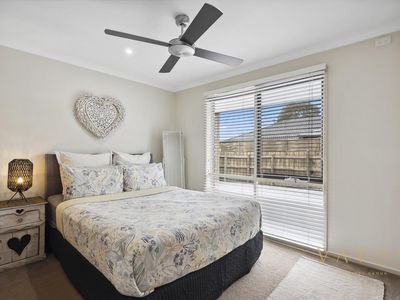 7 Roslyn Street, Somerville